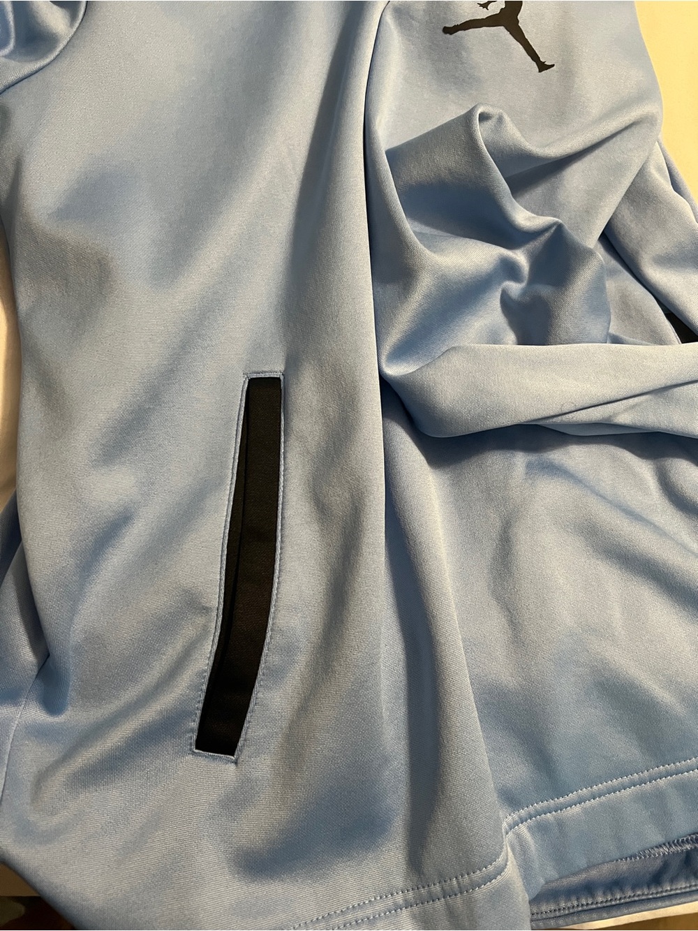 Nike Jordan UNC Tar Heels Therma-FIT Hoodie Men’s Medium Blue Pullover - Picture 4 of 7